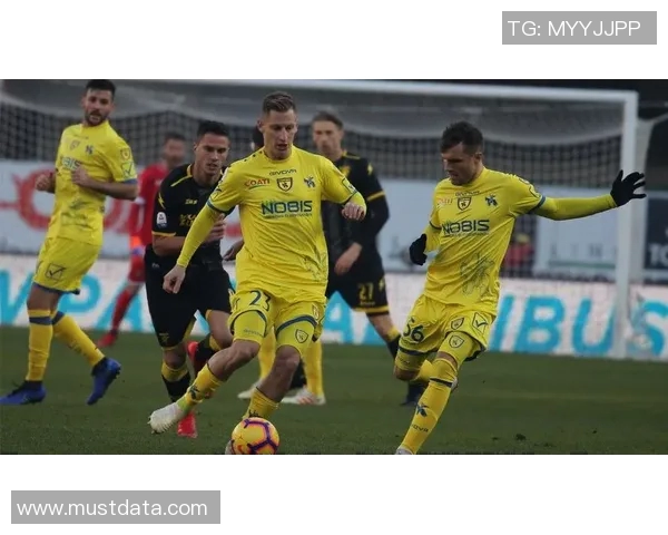 旦尔与波尔多的激烈对决揭示了足球战术的魅力与球队精神的较量 旦尔与波尔多的激烈对决揭示了足球战术的魅力与球队精神的较量