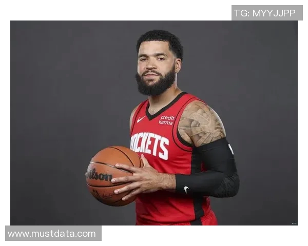 弗雷德范弗利特如何在NBA赛场上展现领导力与个人魅力