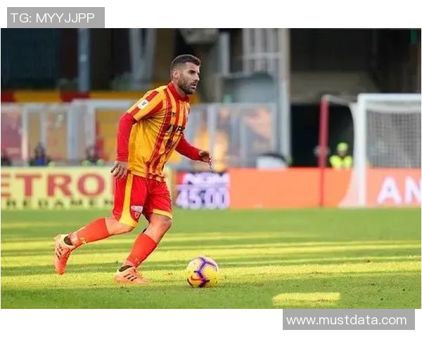 意甲激战都灵主场迎战贝内文托双方争夺三分的关键之战 意甲激战都灵主场迎战贝内文托双方争夺三分的关键之战