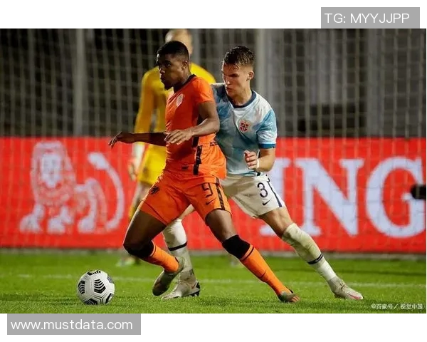 意大利与荷兰足球对决比分预测分析及赛前展望