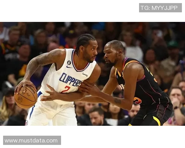 快船与太阳激战回顾精彩比赛录像全程分析与精彩瞬间分享