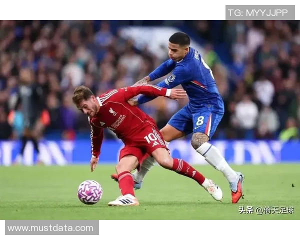 利兹联足球比赛直播全程回顾与精彩瞬间分析